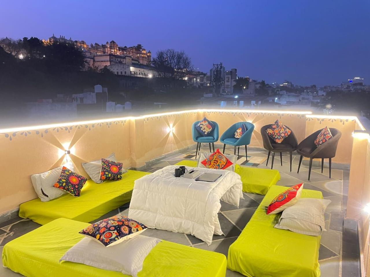 Funky Backpackers Udaipur Exterior foto